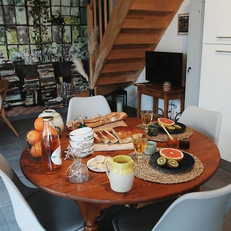 Le Clos Poulain Petits Gites De Charme Et Chambres D'Hotes Familiales Au Calme Proche Bayeux Et Des Plages Nonant Zewnętrze zdjęcie