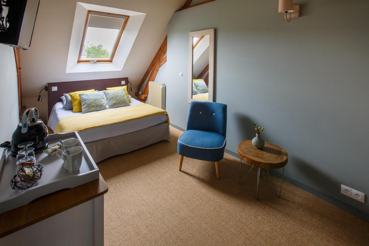 Le Clos Poulain Petits Gites De Charme Et Chambres D'Hotes Familiales Au Calme Proche Bayeux Et Des Plages Nonant Zewnętrze zdjęcie