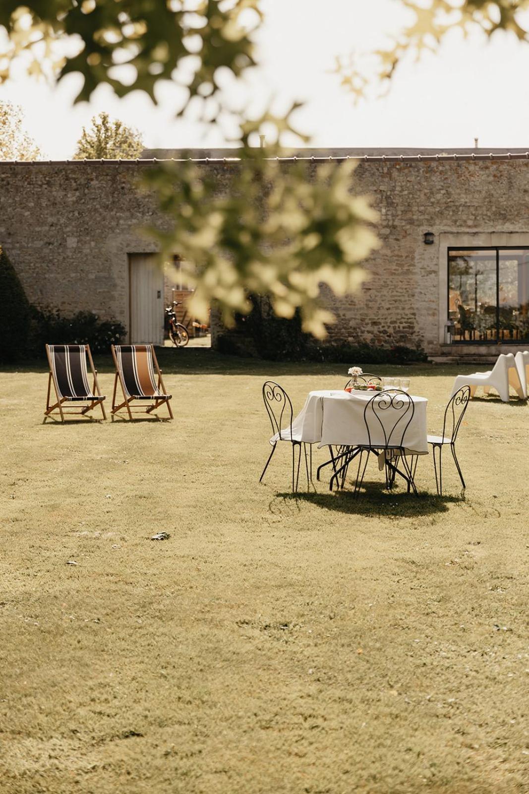 Le Clos Poulain Petits Gites De Charme Et Chambres D'Hotes Familiales Au Calme Proche Bayeux Et Des Plages Nonant Zewnętrze zdjęcie